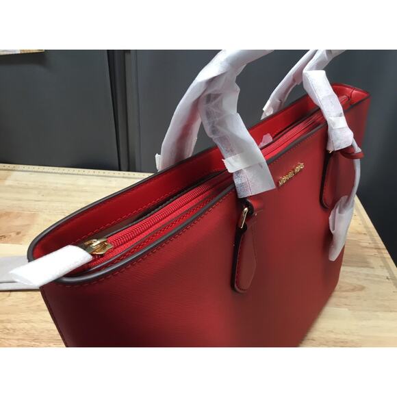 Michael Kors Sheila Large Multi-Function Tote Shoulder Handbag Purse- Bright Red - Picture 4 of 11